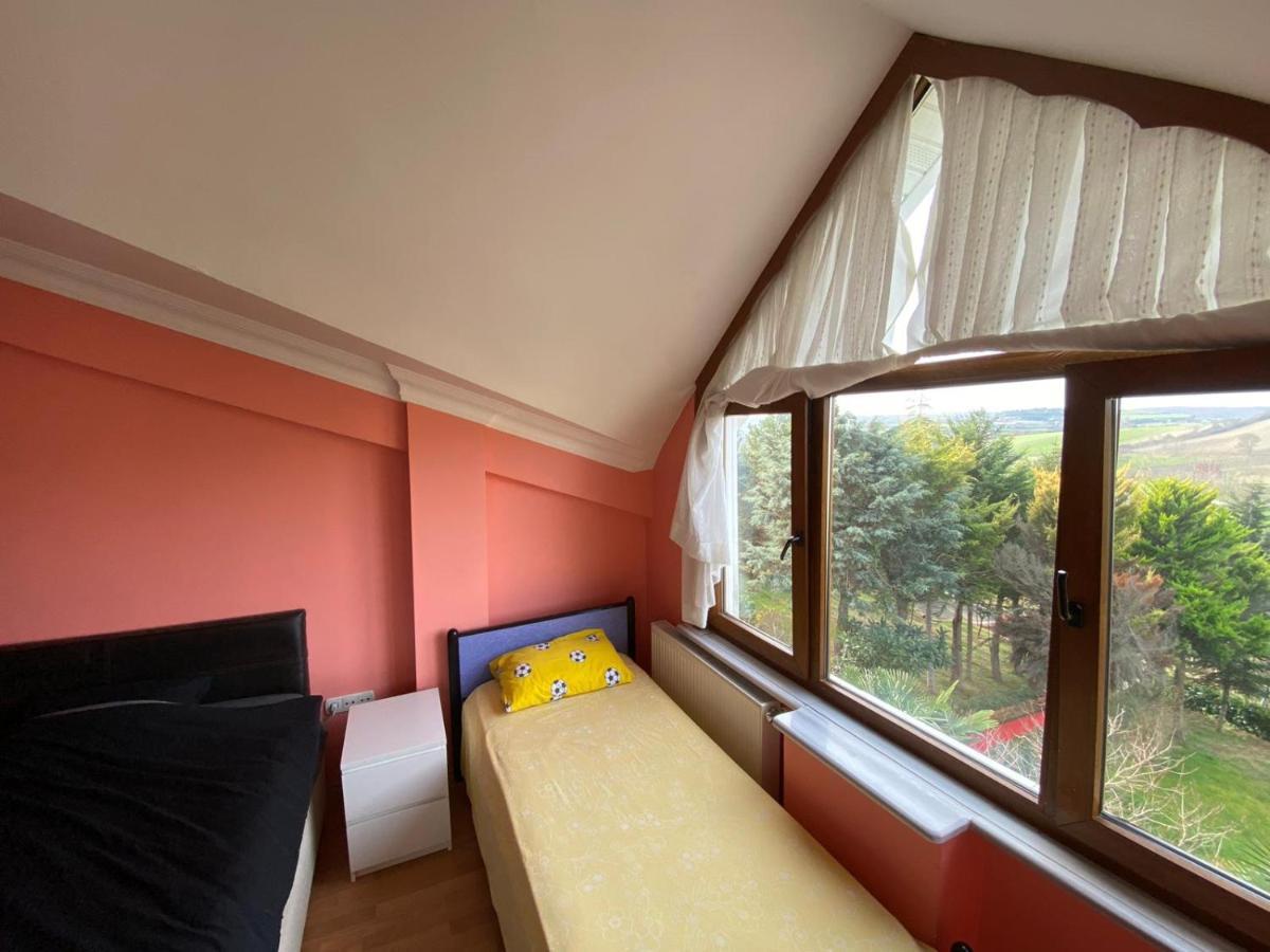 Havalimanina Yakin Orman Icinde Ferah Villa1 Arnavutkoy Esterno foto