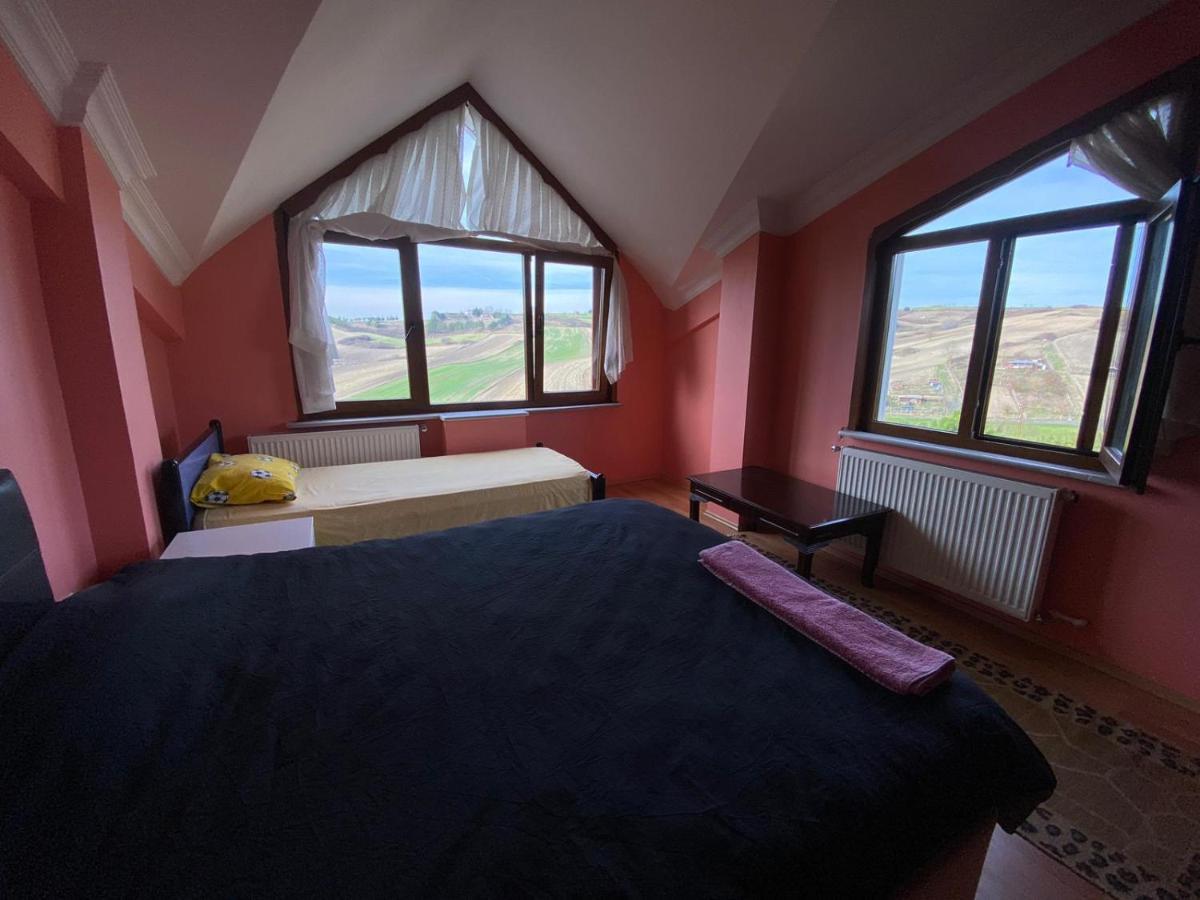 Havalimanina Yakin Orman Icinde Ferah Villa1 Arnavutkoy Esterno foto